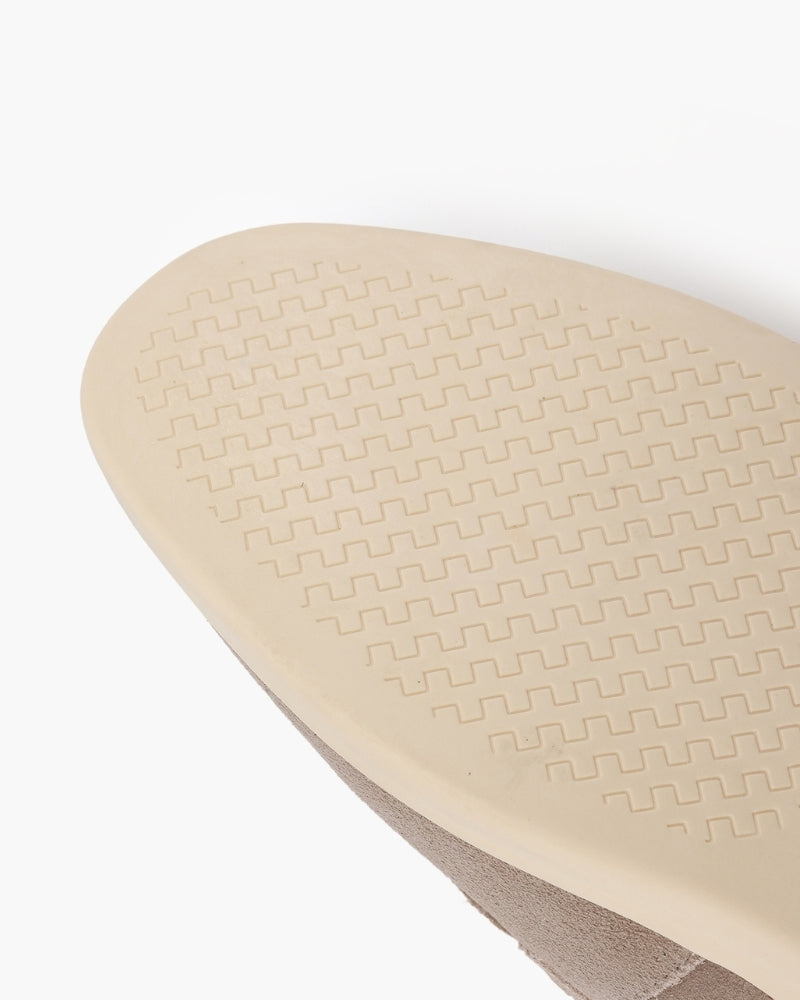 Premium Suede Lace Shoes – Classic Comfort & Timeless Style