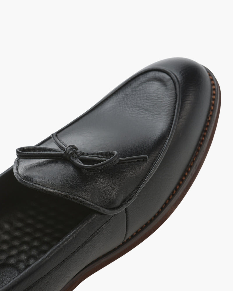 Hampton Lace Loafer – Classic Full-Grain Leather Dress Shoes